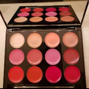 Ish lip palette